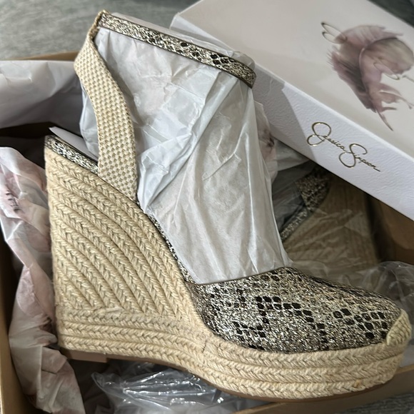 NEW in box Jessica Simpson Snake Sparkle Print Platform - Picture 1 of 6